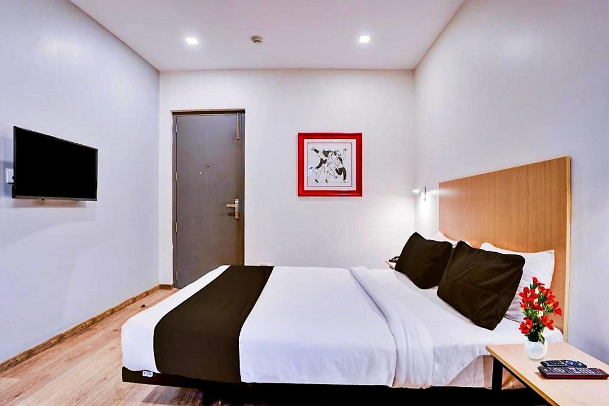 Hotel Sunlight Inn New Delhi Ngoại thất bức ảnh